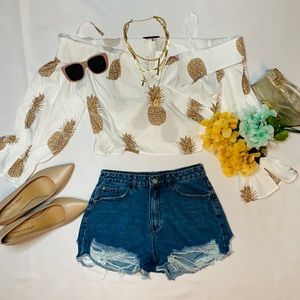 Lavish Heights ( A tall woman s boutique)